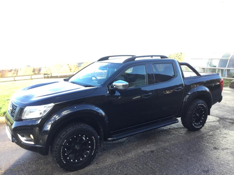 NISSAN NAVARA