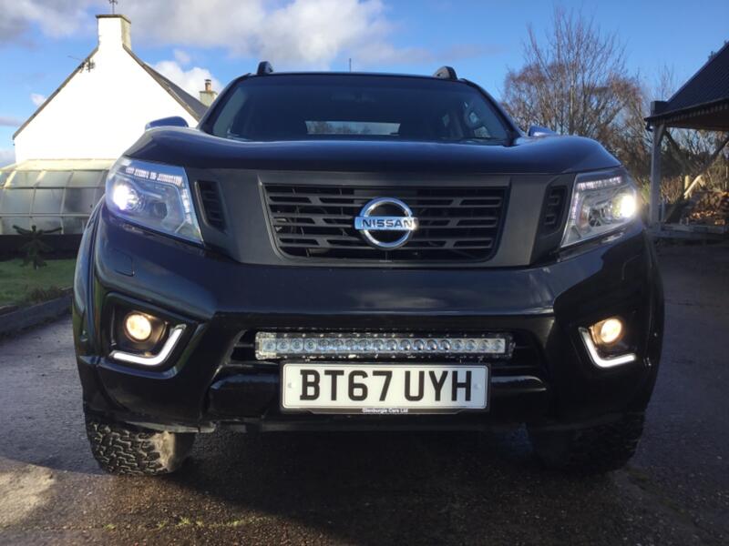 NISSAN NAVARA