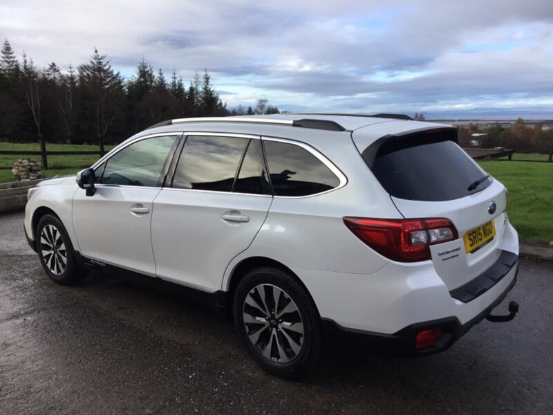 View SUBARU OUTBACK 2.5ltr i SE PREMIUM AUTO AWD X Mode Estate Euro 6