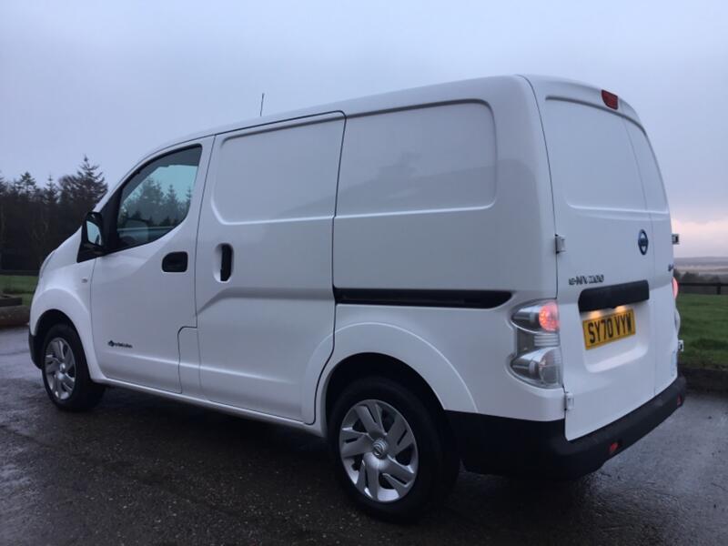 View NISSAN E-NV200  ACENTA AUTO FULLY ELECTRIC BATTERY OWNED EV PANEL VAN 80kw 107ps