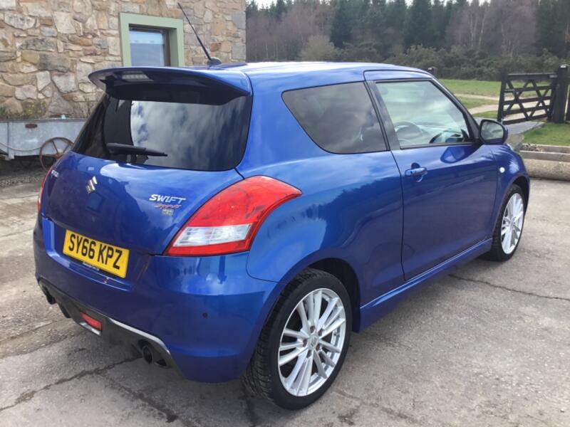 SUZUKI SWIFT