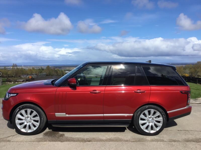 View LAND ROVER RANGE ROVER 3.0ltr TD V6 Auto Vogue SE 4WD 254ps