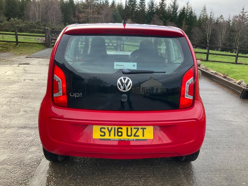 VOLKSWAGEN UP