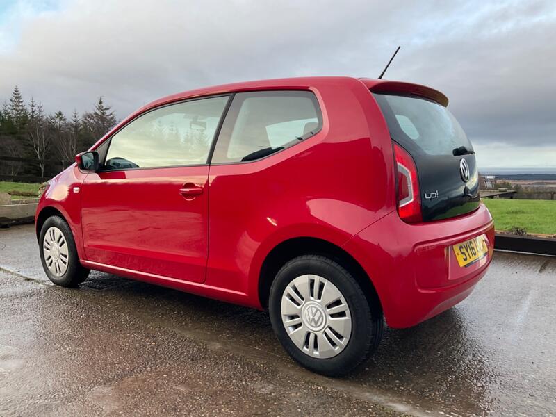 VOLKSWAGEN UP