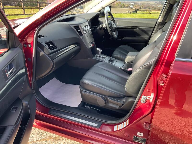 SUBARU LEGACY