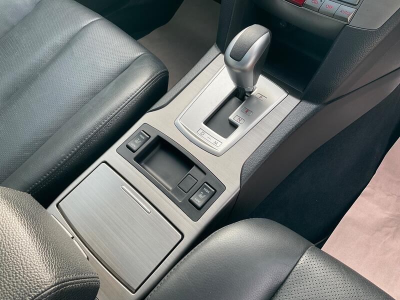 SUBARU LEGACY
