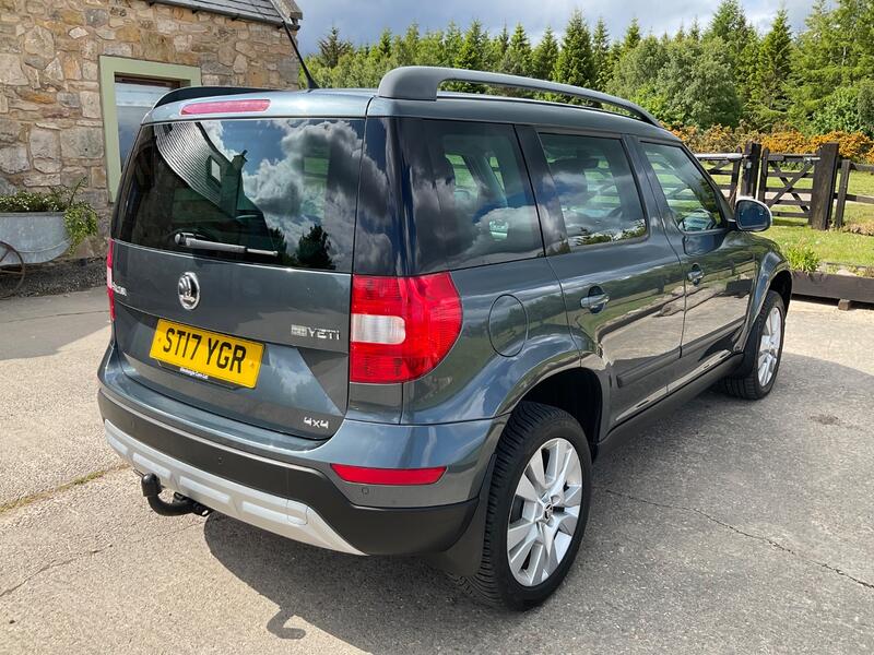 View SKODA YETI 2.0ltr TDI SE-L OUTDOOR AUTO DSG 4x4 ESTATE 150ps