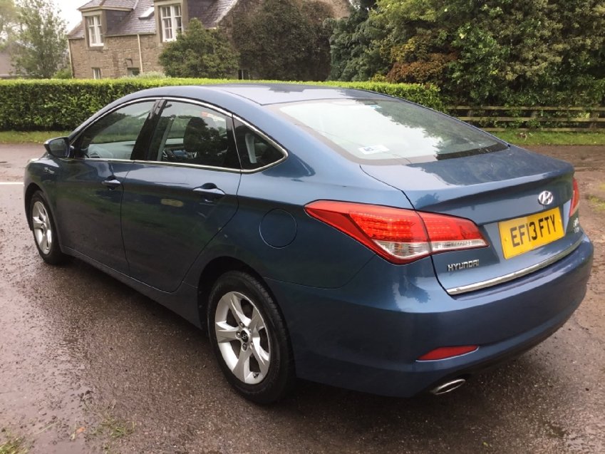 View HYUNDAI I40 ACTIVE 1.7 CRDi BLUE DRIVE SALOON 115ps