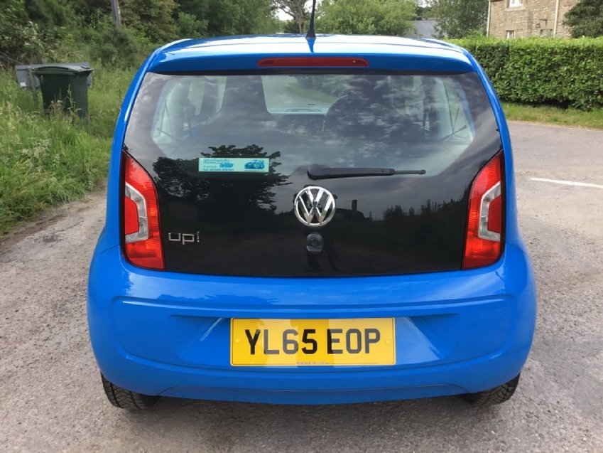 VOLKSWAGEN UP