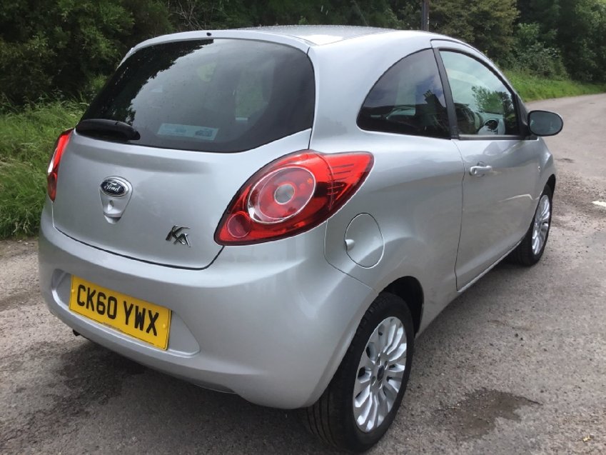 View FORD KA 1.2 ZETEC 3 DOOR HATCHBACK 