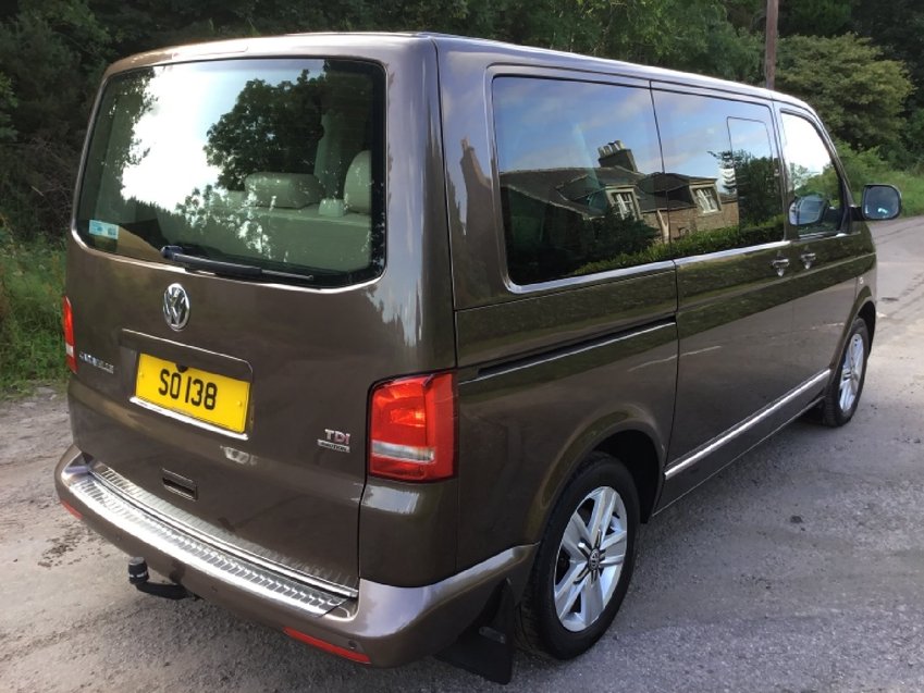 View VOLKSWAGEN CARAVELLE 2.0ltr BiTDi 180ps 4MOTION EXECUTIVE 4x4 T5.1 SWB 7 SEATS MPV