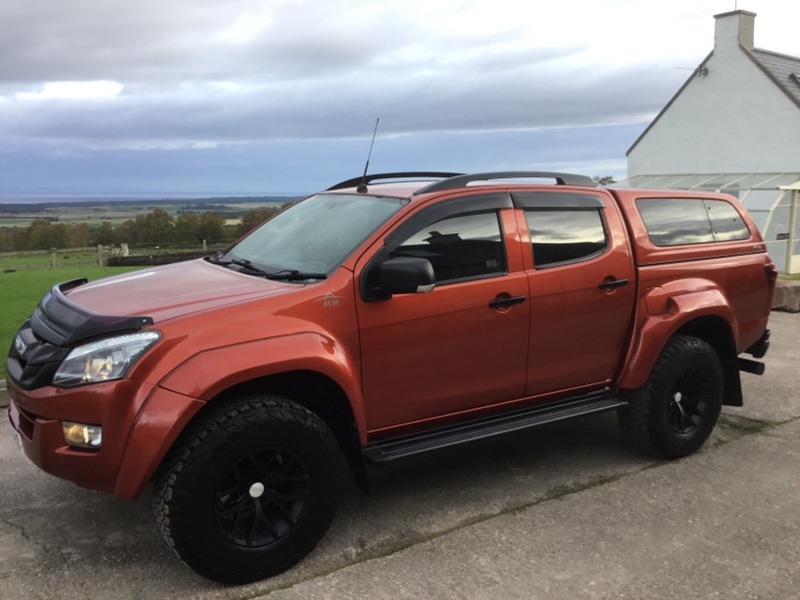 View ISUZU D-MAX AT35 ARCTIC TRUCK 2.5ltr TWIN TURBO AUTO 4WD DOUBLE CAB PICK UP 163ps