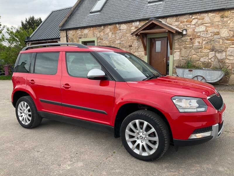 View SKODA YETI 2.0ltr TDi CR SE 4x4 OUTDOOR ESTATE 110ps EURO 6