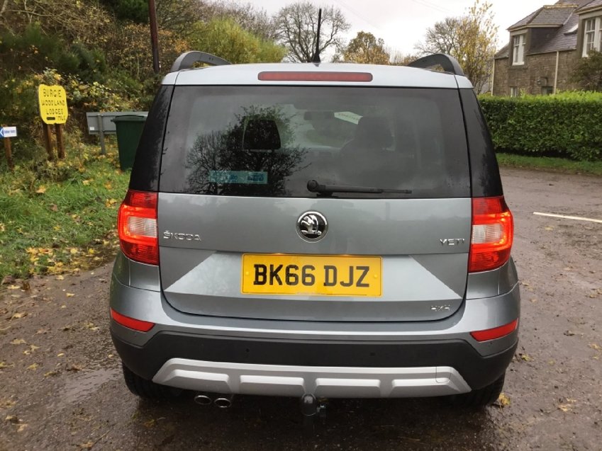 SKODA YETI