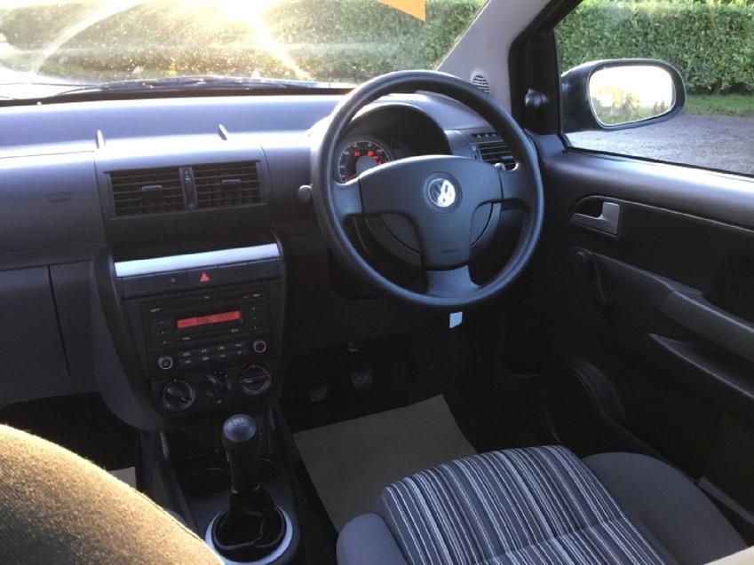 VOLKSWAGEN FOX