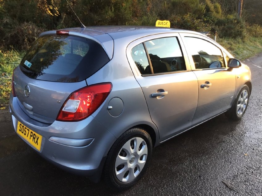 View VAUXHALL CORSA  1.2ltr CLUB 5 DOOR HATCHBACK 80ps