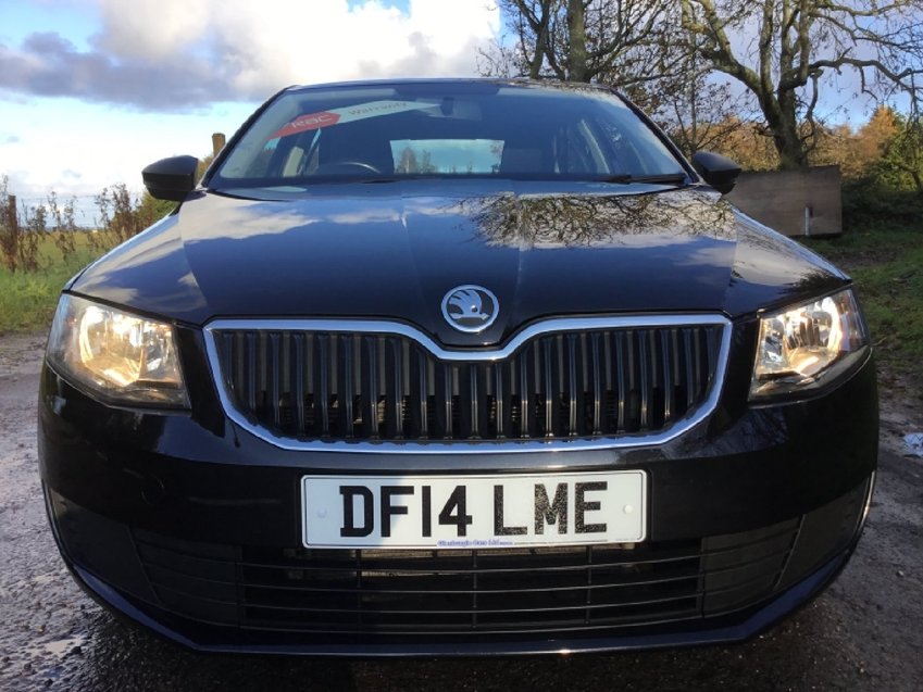 View SKODA OCTAVIA 1.2 TSI S 5 DOOR HATCHBACK 105ps