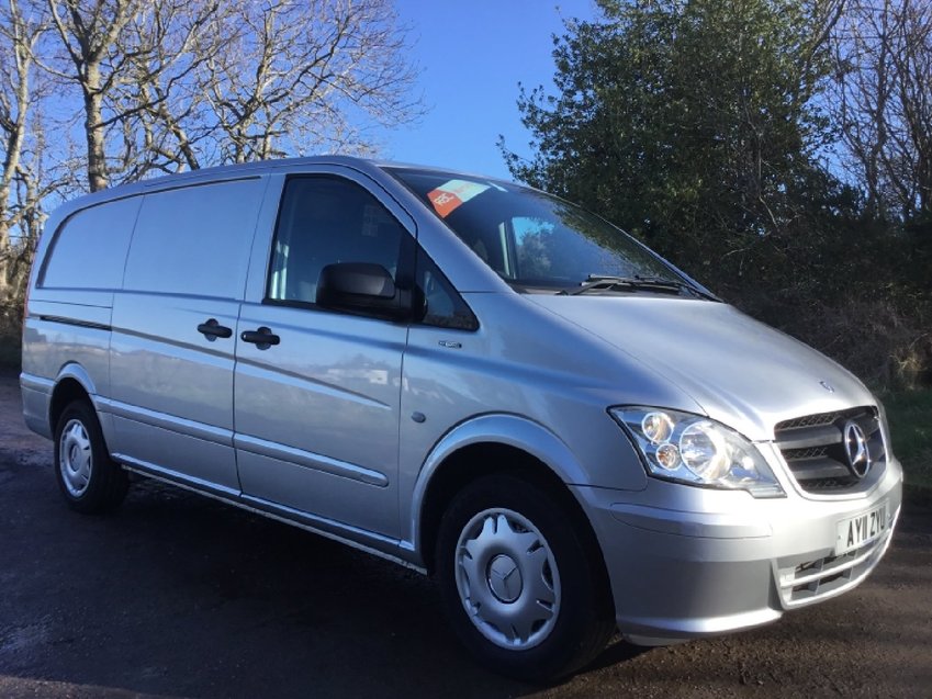 View MERCEDES-BENZ VITO 113 CDi LWB PANEL VAN BLUE EFFICIENCY TWIN SLD 136ps