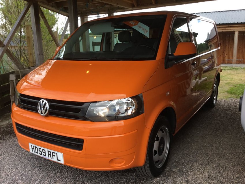 VOLKSWAGEN TRANSPORTER