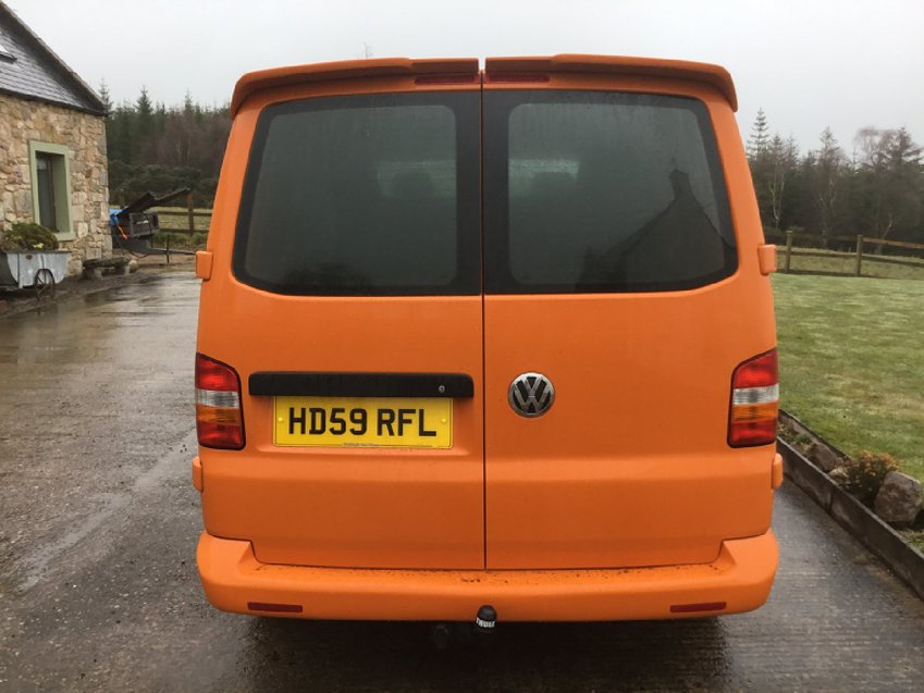 VOLKSWAGEN TRANSPORTER