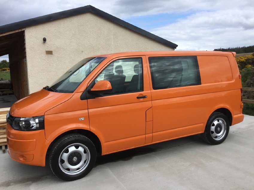 VOLKSWAGEN TRANSPORTER