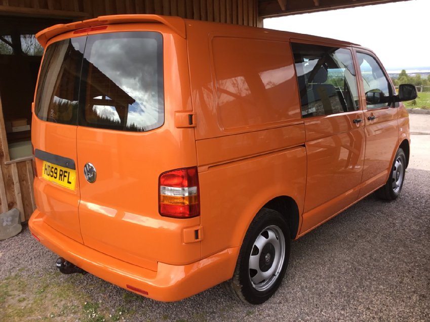 View VOLKSWAGEN TRANSPORTER T5 1.9TDI SWB KOMBI WINDOW VAN 5 SEATER LHD LEFT HAND DRIVE