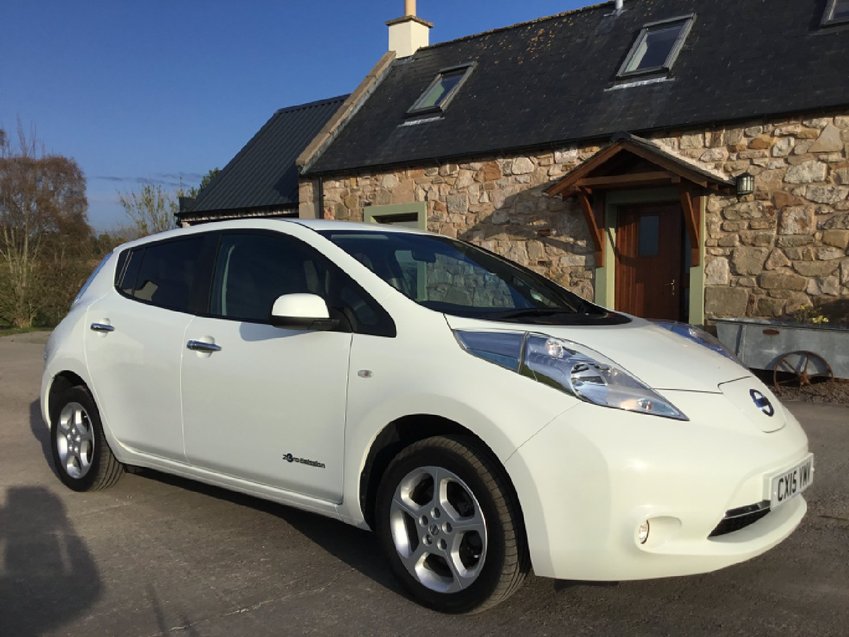 View NISSAN LEAF ACENTA 24kwh ELECTRIC EV ZERO ROAD TAX BATTERY OWNED 5 DOOR HATCHBACK