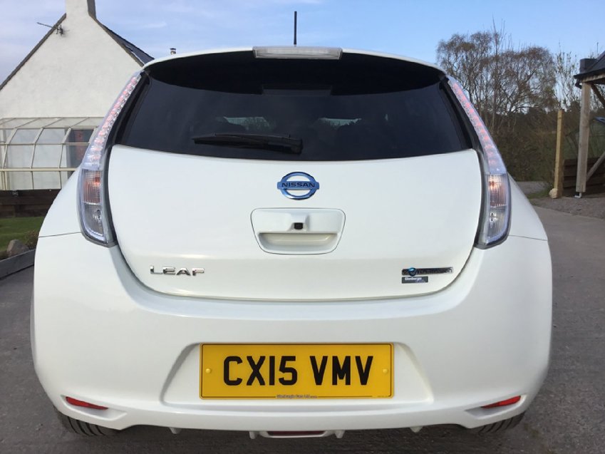 NISSAN LEAF