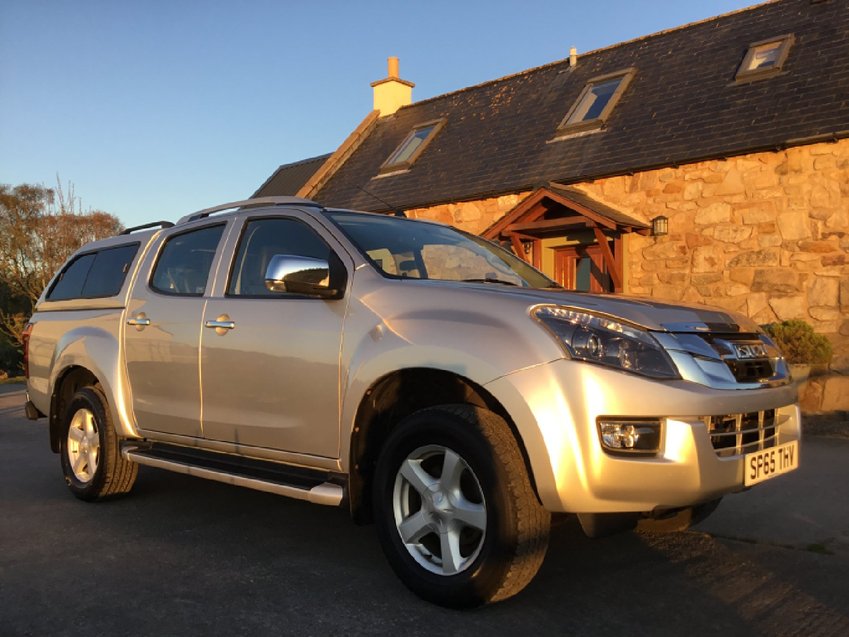 View ISUZU D-MAX 2.5ltr TWIN TURBO UTAH 4WD DOUBLE CAB PICK UP 163ps