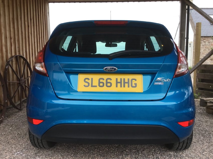 View FORD FIESTA 1.25i ZETEC CLIMATE 5 DOOR HATCHBACK