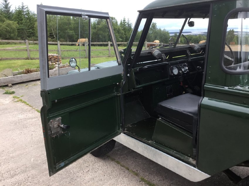 LAND ROVER SERIES II