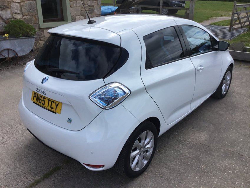 RENAULT ZOE