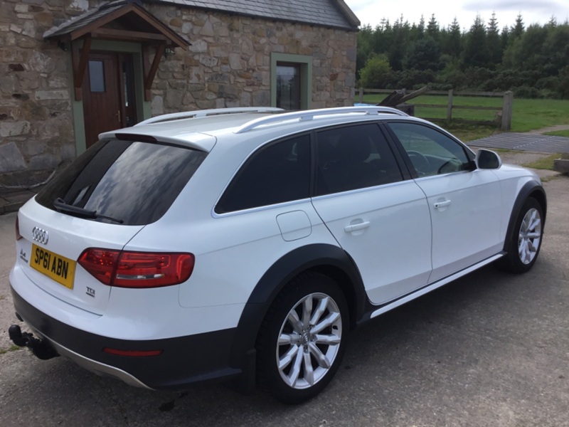 View AUDI A4 ALLROAD 2.0ltr TDI CR QUATTRO ESTATE 170ps