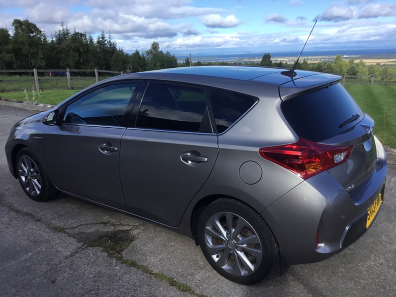 TOYOTA AURIS