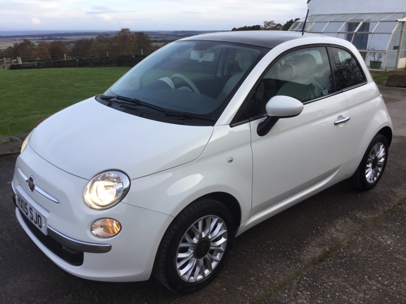 View FIAT 500 1.2ltr LOUNGE 3 DOOR HATCHBACK 70ps