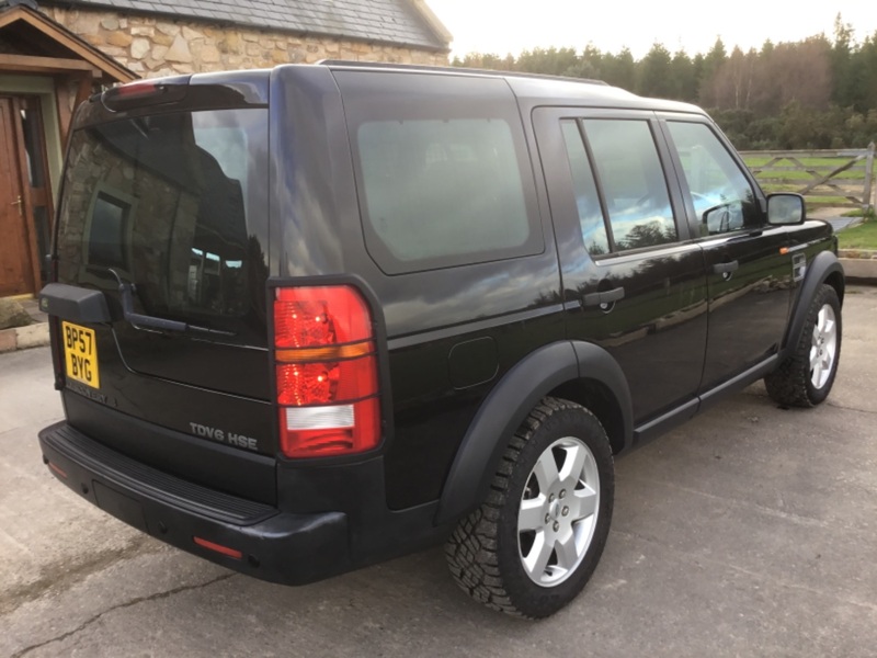 View LAND ROVER DISCOVERY 3 TDV6 HSE AUTO 7 SEATER 187ps