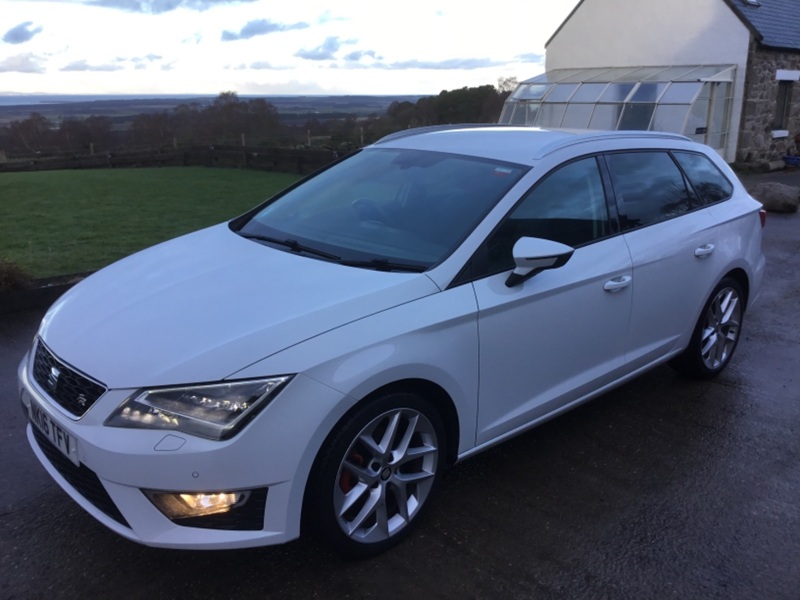 SEAT LEON