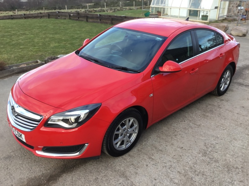 VAUXHALL INSIGNIA