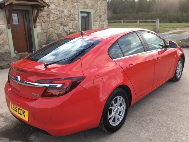 VAUXHALL INSIGNIA