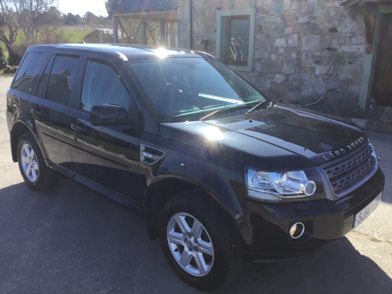 View LAND ROVER FREELANDER 2 TD4 2.2ltr GS 4x4 5 DOOR ESTATE 150ps