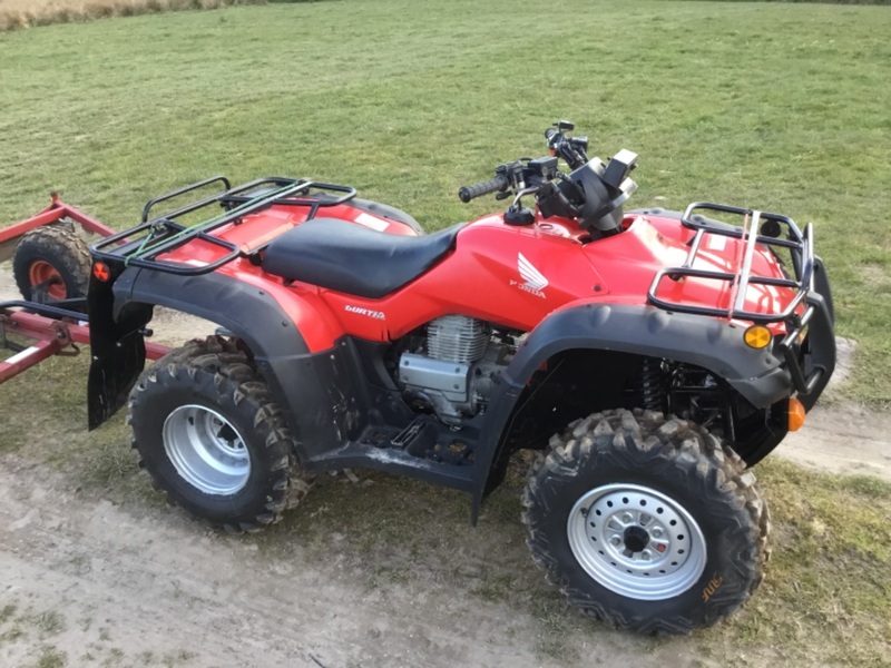 View HONDA QUAD FOUR TRAX 4x4 TRX 350 FM QUAD BIKE