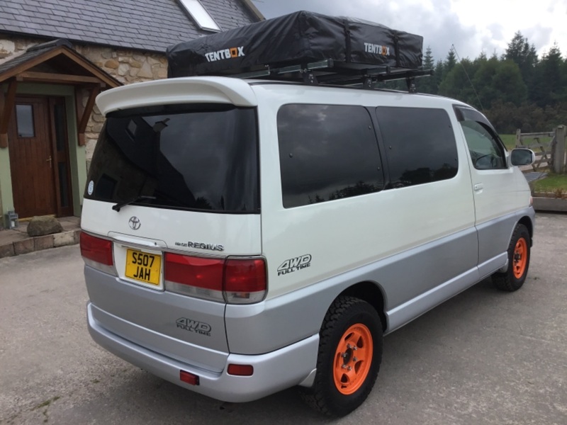 View TOYOTA HIACE REGIUS 2.7ltr 4x4 AUTO 8 SEATER ADVENTURE CAMPER ROOF TENT