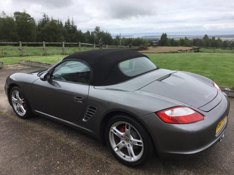 PORSCHE BOXSTER