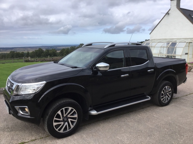 NISSAN NAVARA