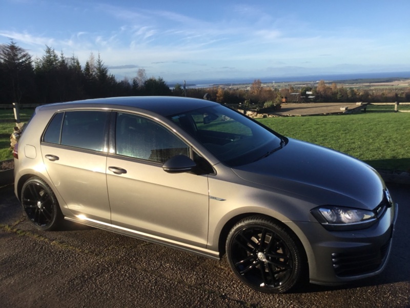 View VOLKSWAGEN GOLF 2.0ltr GTD DSG AUTO 5 DOOR HATCHBACK 182ps