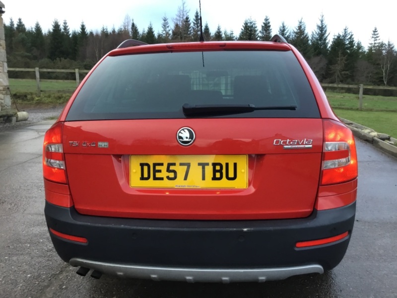 View SKODA OCTAVIA SCOUT 1.8 TSi 4x4 ESTATE 150ps