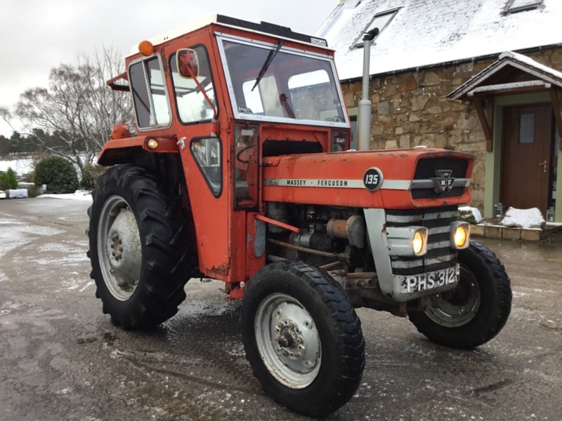 View BOND 250 MASSEY FERGUSON MF135 AGRI PACKAGE