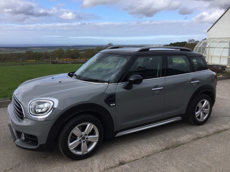 View MINI COUNTRYMAN 1.5ltr COOPER CLASSIC AUTO 5 DOOR HATCHBACK 134ps