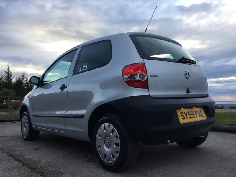 VOLKSWAGEN FOX