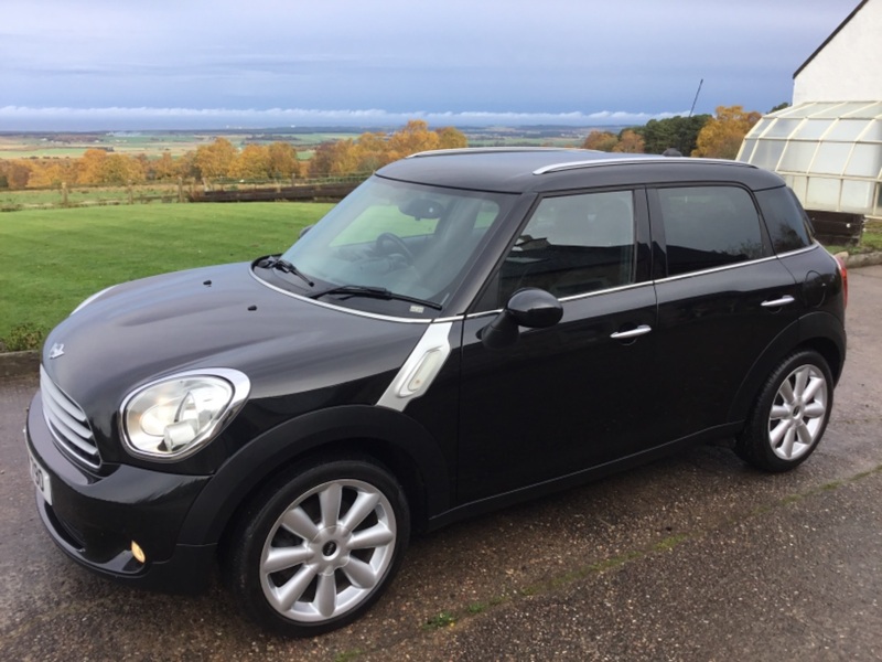 View MINI COUNTRYMAN COOPER 2.0ltr D AUTO ALL4 WHEEL DRIVE 110ps